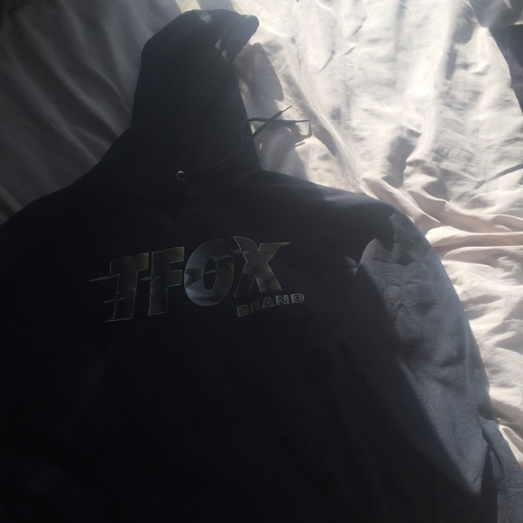 TFox Brand Sweatshirt. - Picture 2 of 4